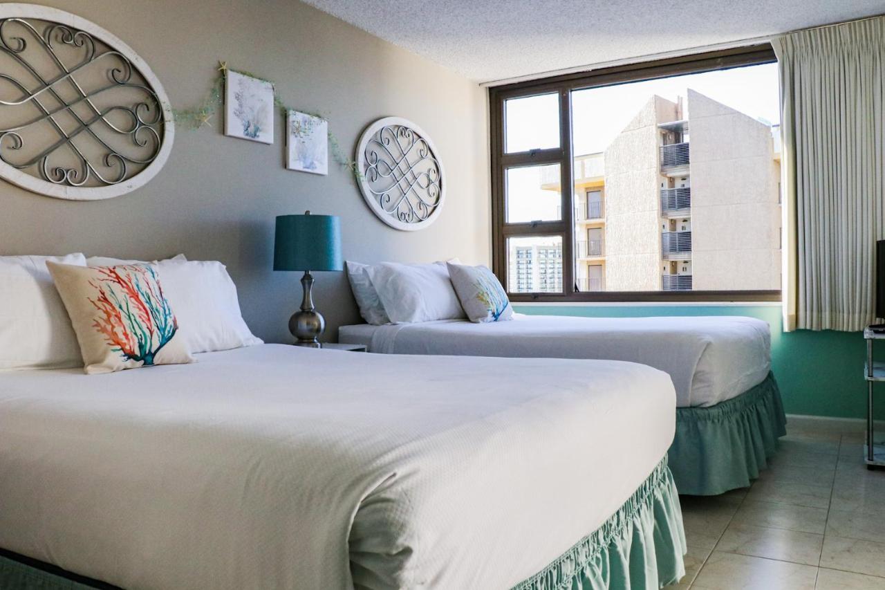 The Makai Suite At The Waikiki Banyan ホノルル エクステリア 写真