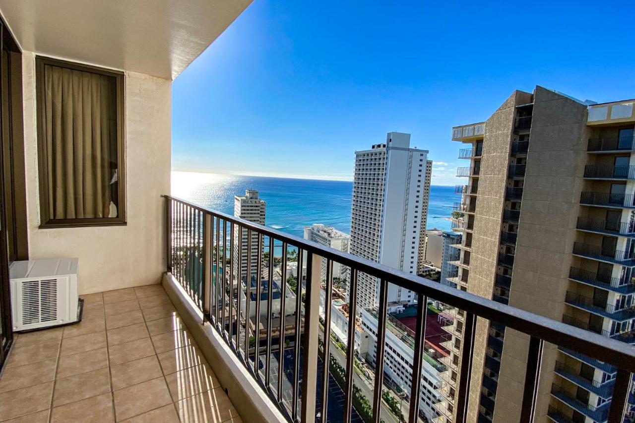 The Makai Suite At The Waikiki Banyan ホノルル エクステリア 写真