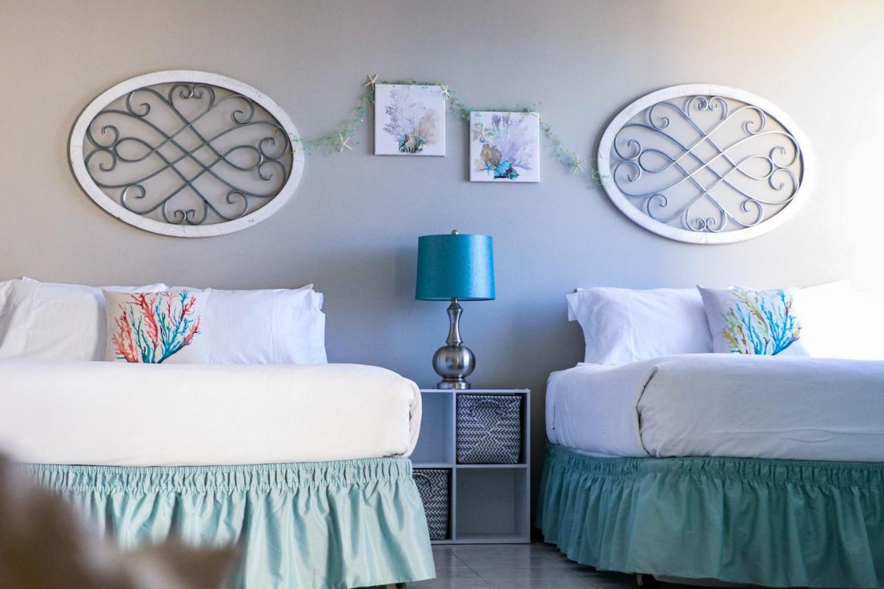 The Makai Suite At The Waikiki Banyan ホノルル エクステリア 写真
