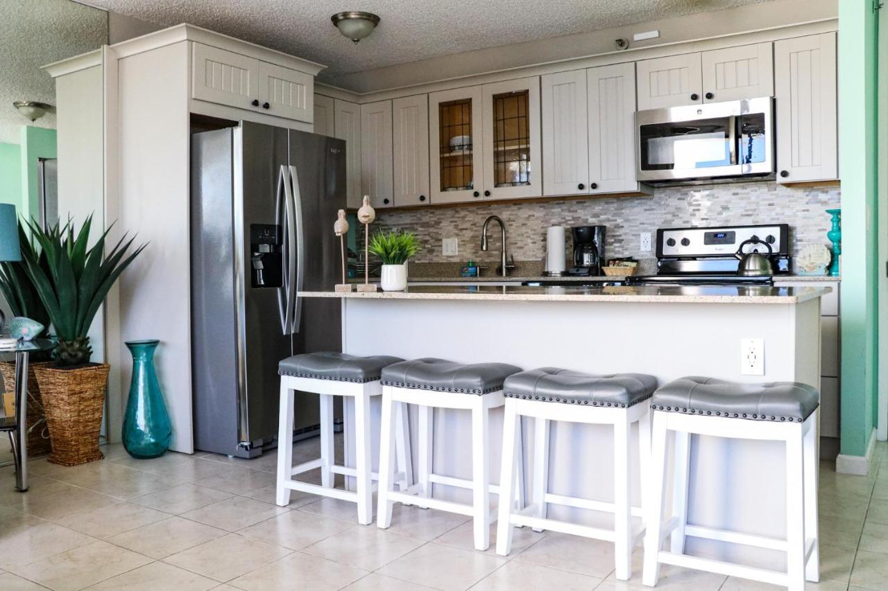 The Makai Suite At The Waikiki Banyan ホノルル エクステリア 写真